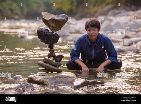 kokei mikuni|Rock Balancing, the Art that Defies Gravity